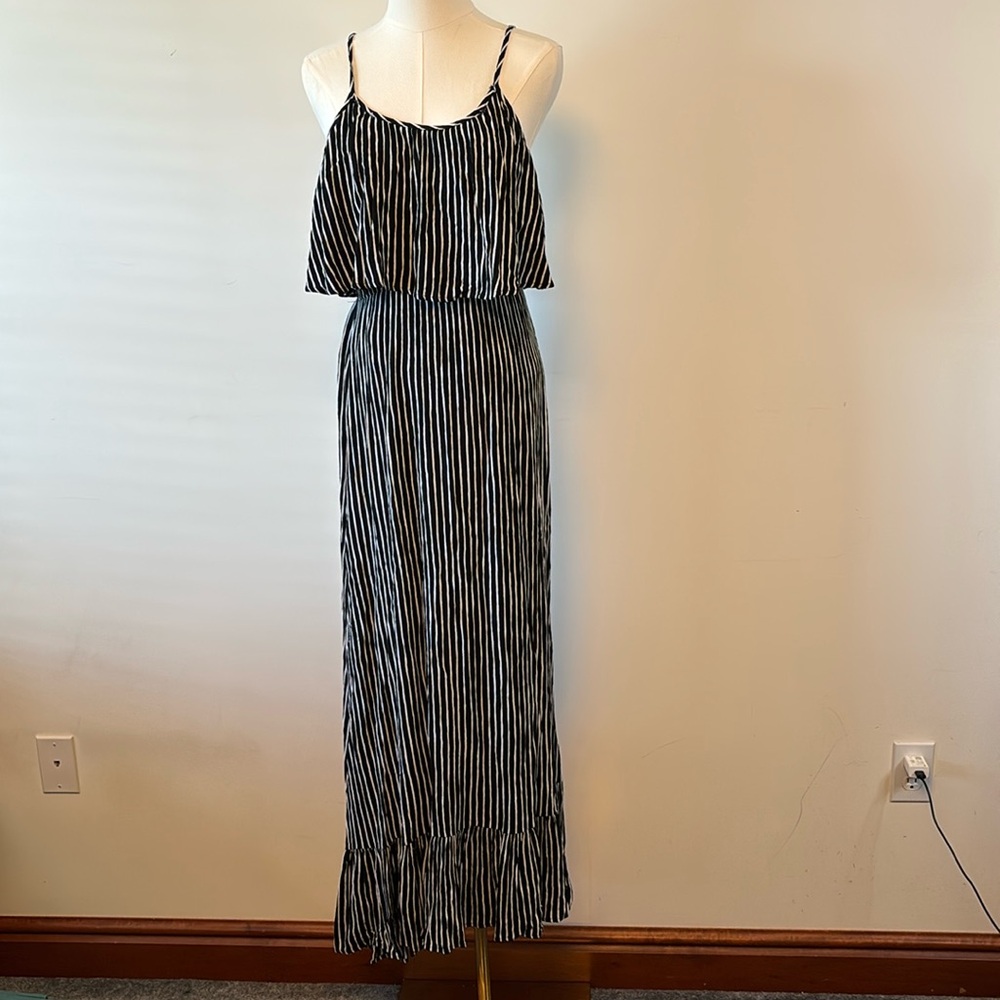 Pinkblush maxi dress size small in black and white stripe